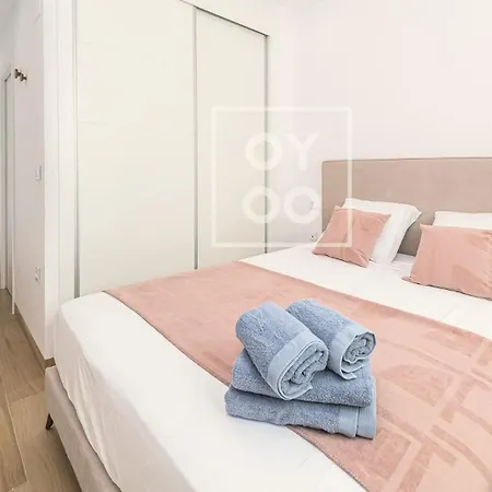 Daire Nalia Horizon Penthouse, Outdoor Living With Solarium, Bbq, Pool, Hot Tub - By Oyoostays